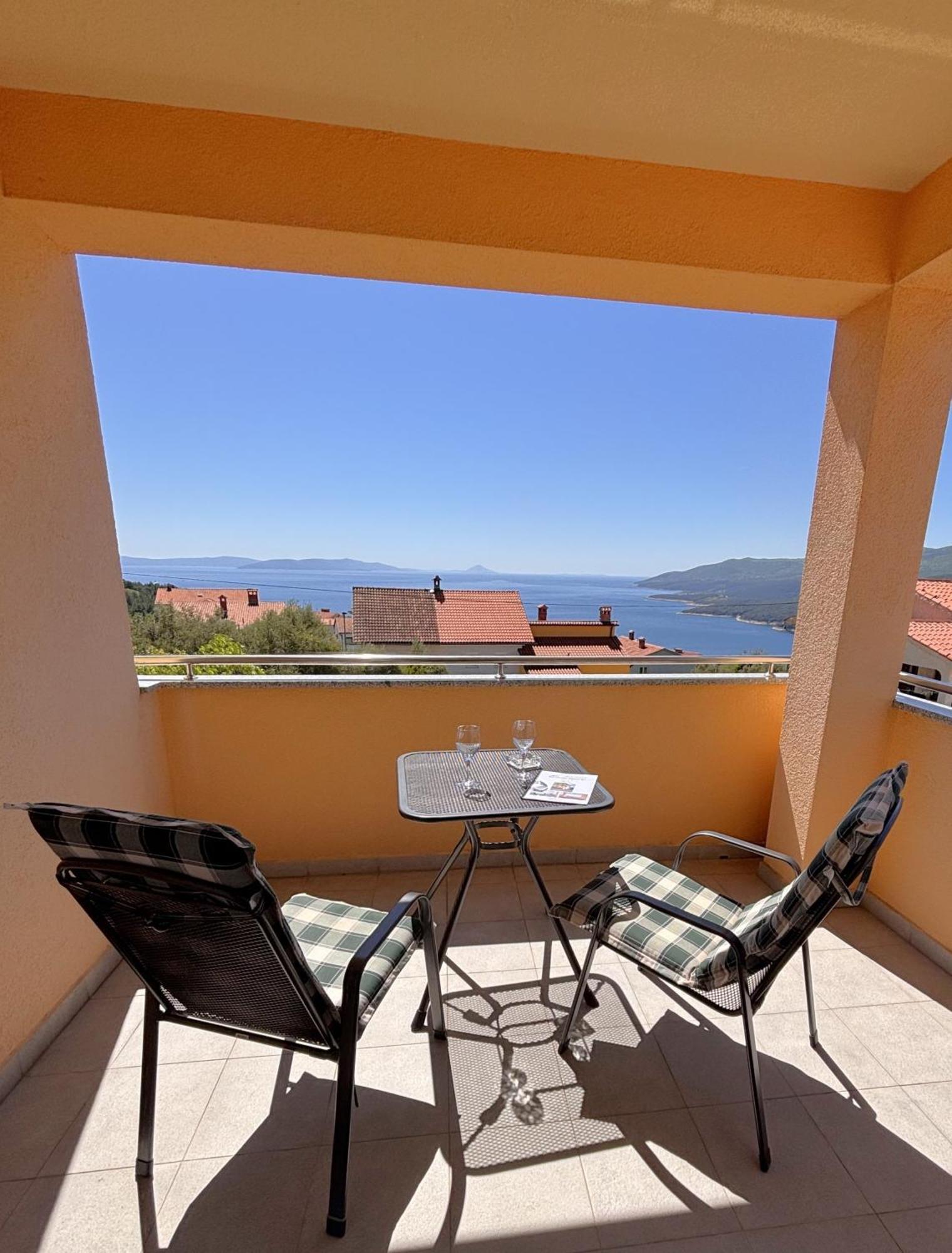 Apartments Quarnero Rabac Eksteriør bilde